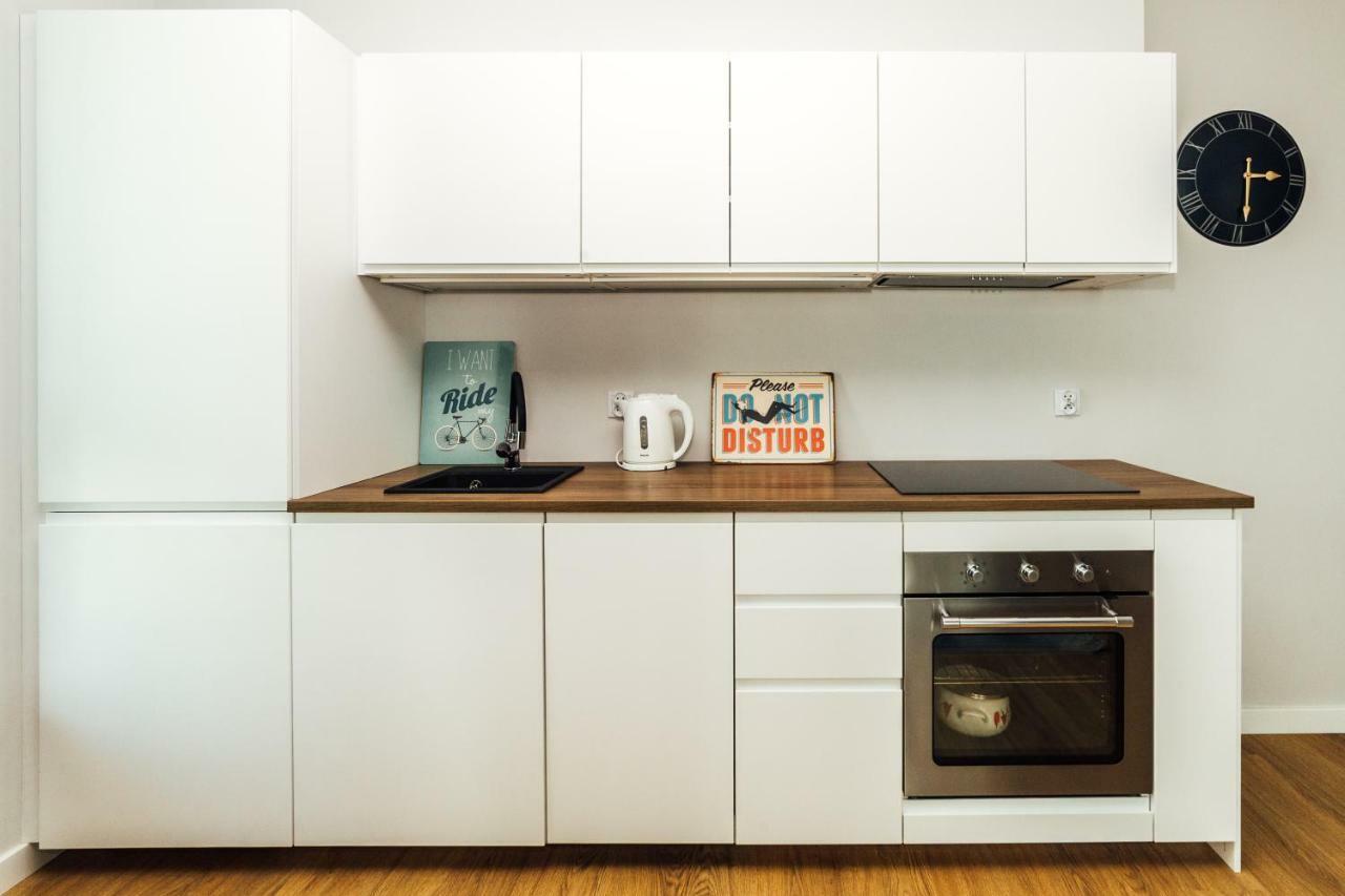 Pobookowane Stocznia Apartments Gdansk Bagian luar foto