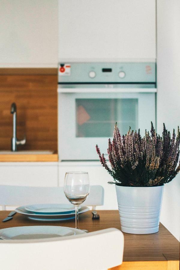 Pobookowane Stocznia Apartments Gdansk Bagian luar foto