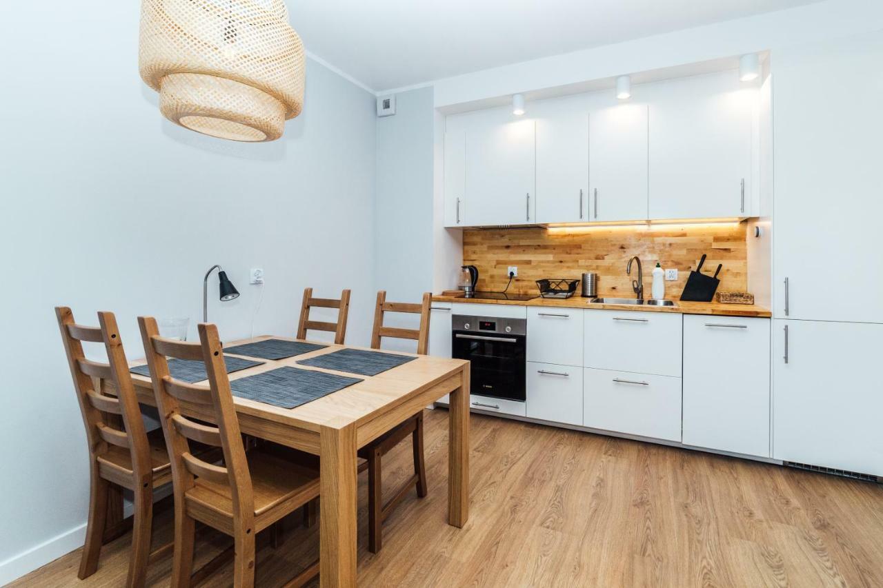 Pobookowane Stocznia Apartments Gdansk Bagian luar foto