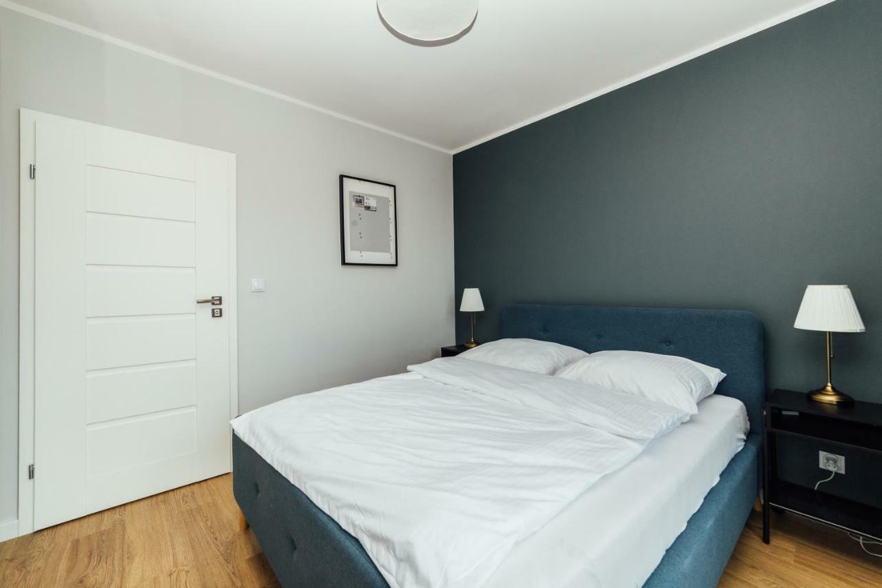 Pobookowane Stocznia Apartments Gdansk Bagian luar foto